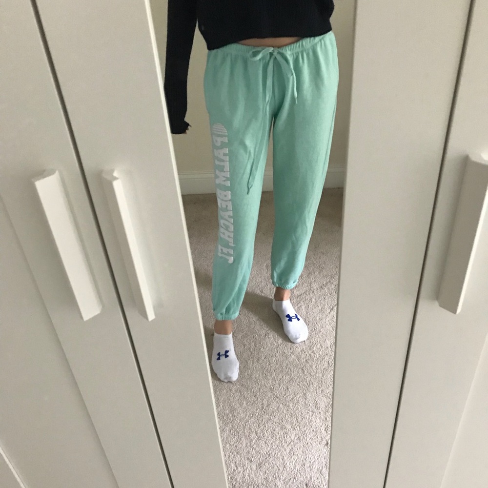 Ya vintage palms beach sweatpants.